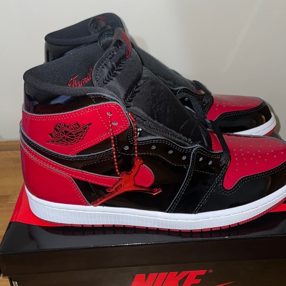 Jordan 1 high “patent” dead stock size 9